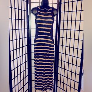 💜3/$15 SALE💜BAR III MAXI DRESS